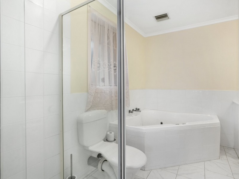 5 Casey Crescent, Broadford VIC 3658