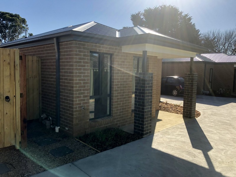 2/21 Jamieson Street, Broadford VIC 3658