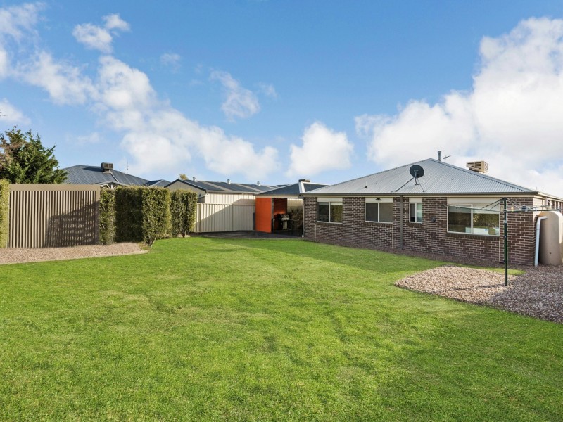 19 Chrystobel Way, Kilmore VIC 3764