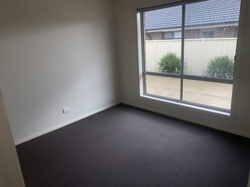 34 Mikada Blvd, Kilmore VIC 3764