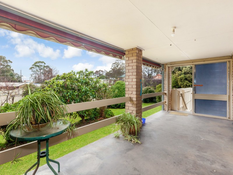 42 Piper Street, Broadford VIC 3658