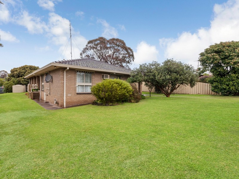 42 Piper Street, Broadford VIC 3658