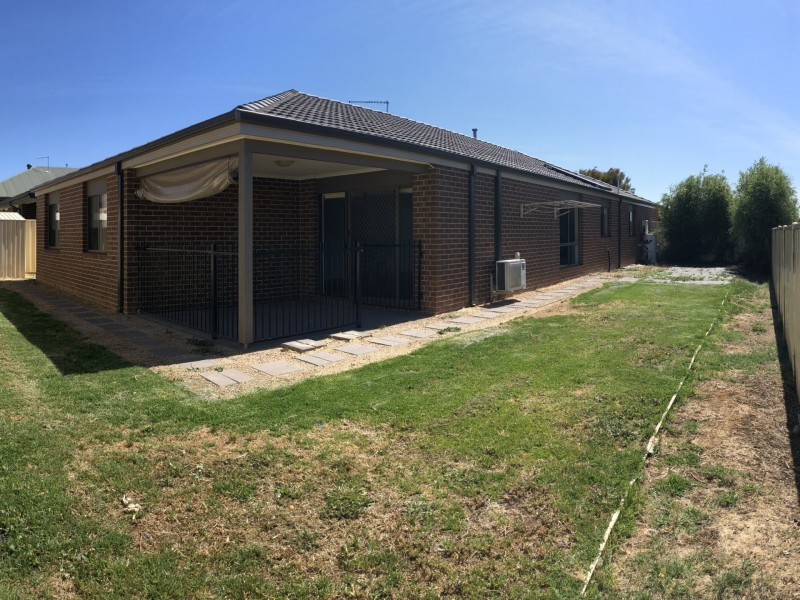 26 Mikada Blvd, Kilmore VIC 3764
