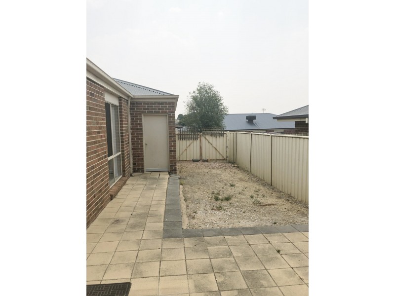 9 Elinka Court, Kilmore VIC 3764