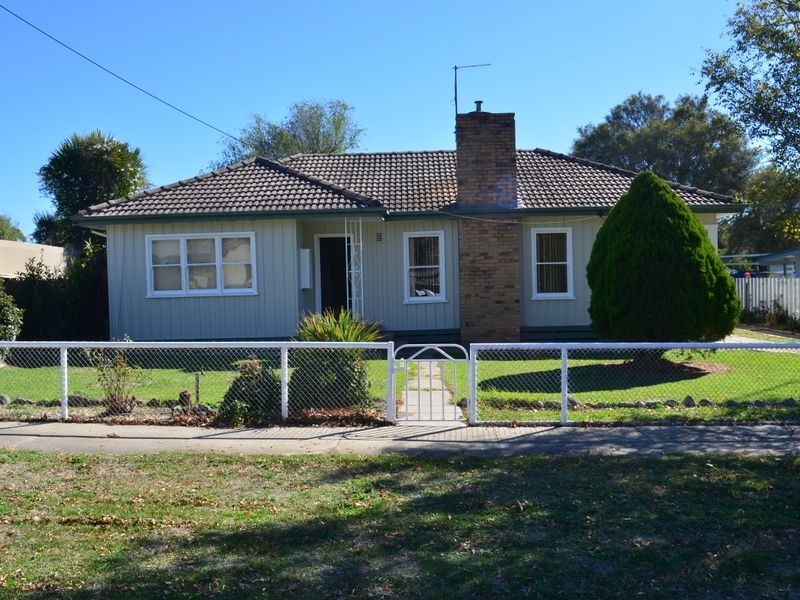 69 Snodgrass Street, Broadford VIC 3658