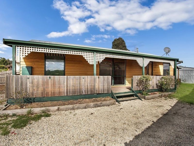20 Donaldson Drive, Broadford VIC 3658