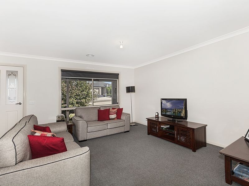 10 Chrystobel Way, Kilmore VIC 3764