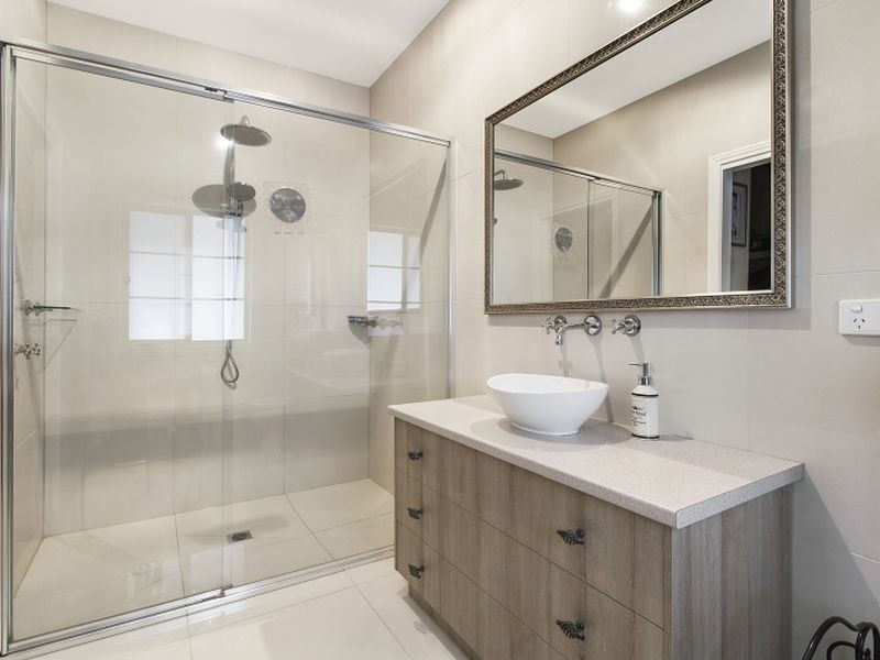 135 Mia Mia Road, Broadford VIC 3658