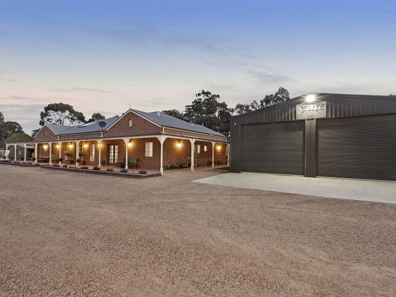 135 Mia Mia Road, Broadford VIC 3658