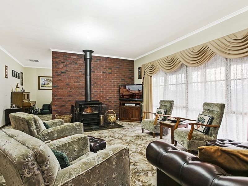 7 Roditis Ave, Broadford VIC 3658