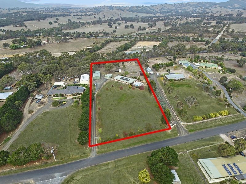 7 Roditis Ave, Broadford VIC 3658
