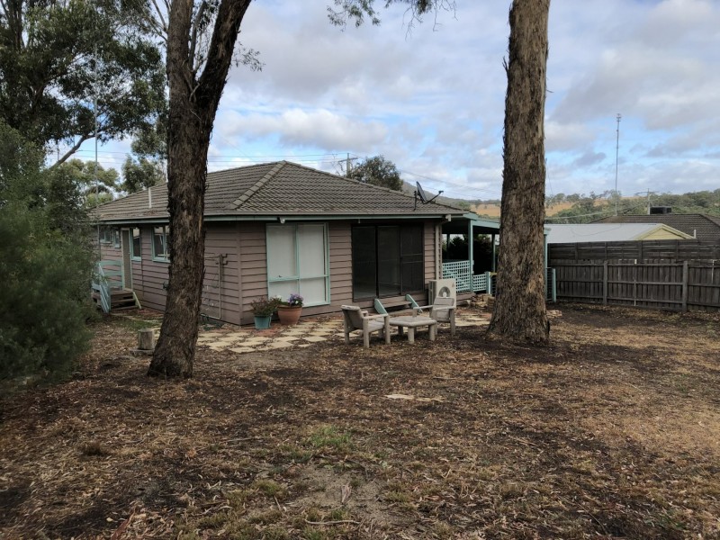 3 Donaldson Drive, Broadford VIC 3658
