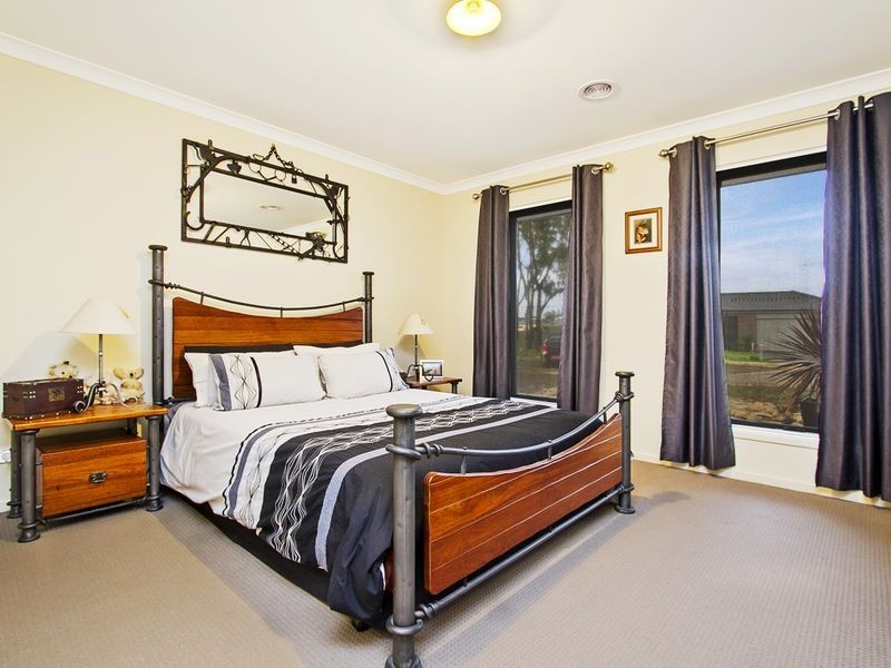 10 Eucalyptus Court, Broadford VIC 3658