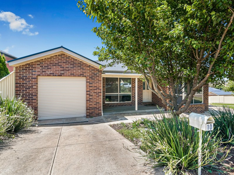 10 Chrystobel Way, Kilmore VIC 3764