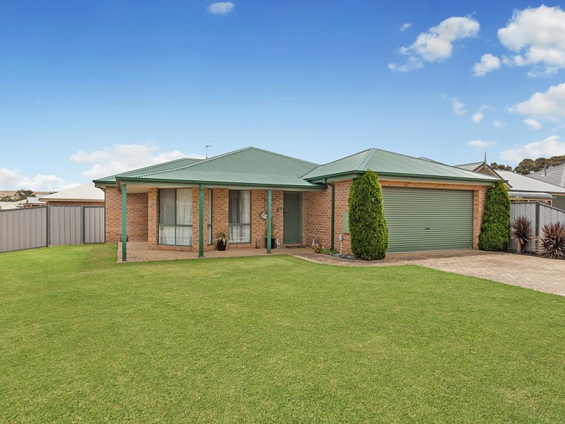 1 Acacia Court, Broadford VIC 3658