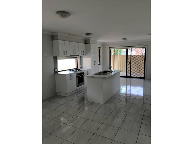 33 Pauline Way, Kilmore VIC 3764