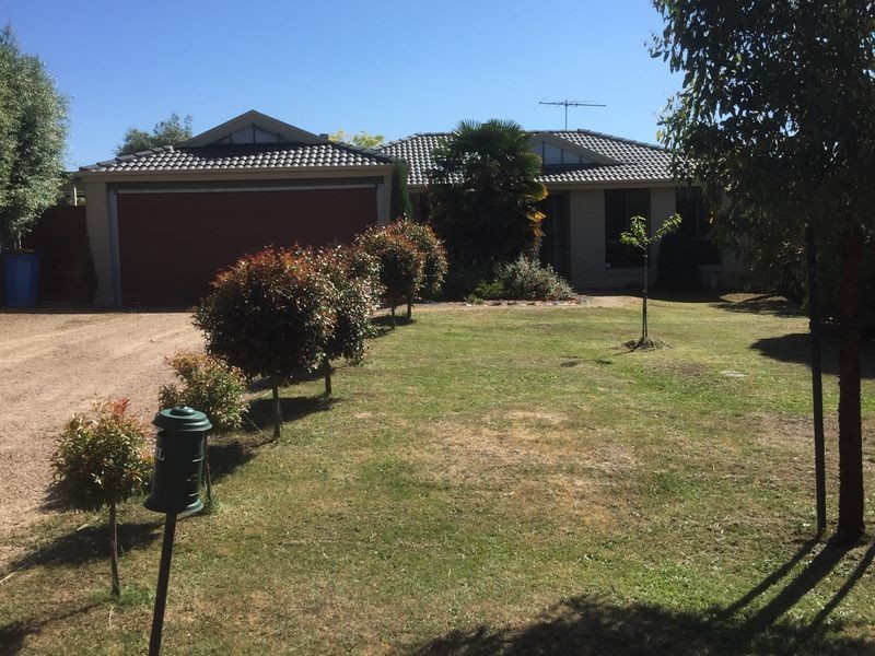 34 Roulston Way, Wallan VIC 3756