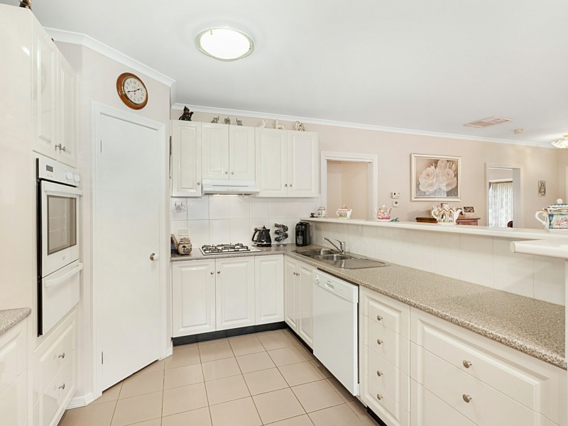 24 Simone Street, Kilmore VIC 3764