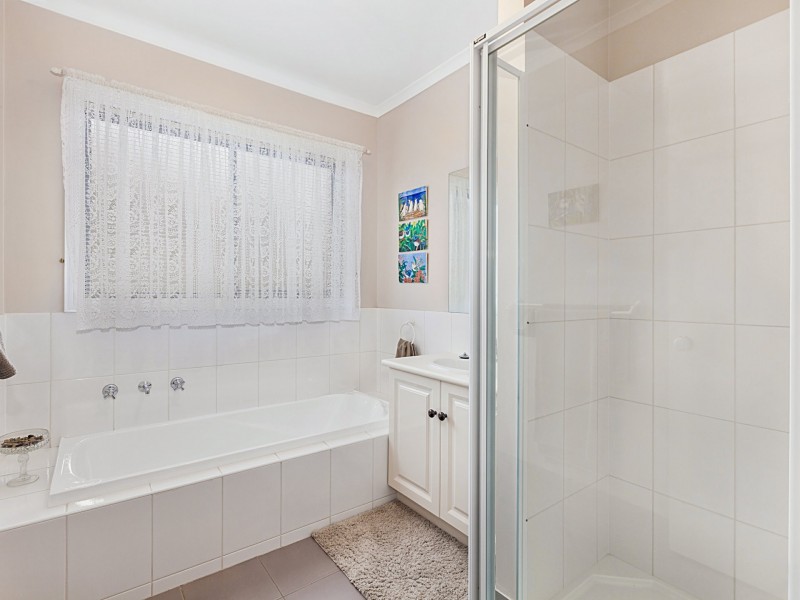 24 Simone Street, Kilmore VIC 3764