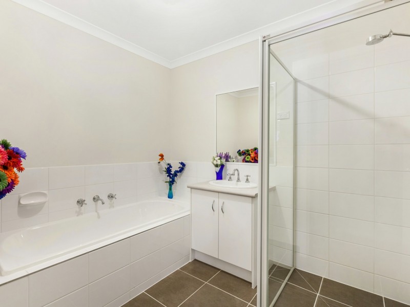 2 Mikada Blvd, Kilmore VIC 3764