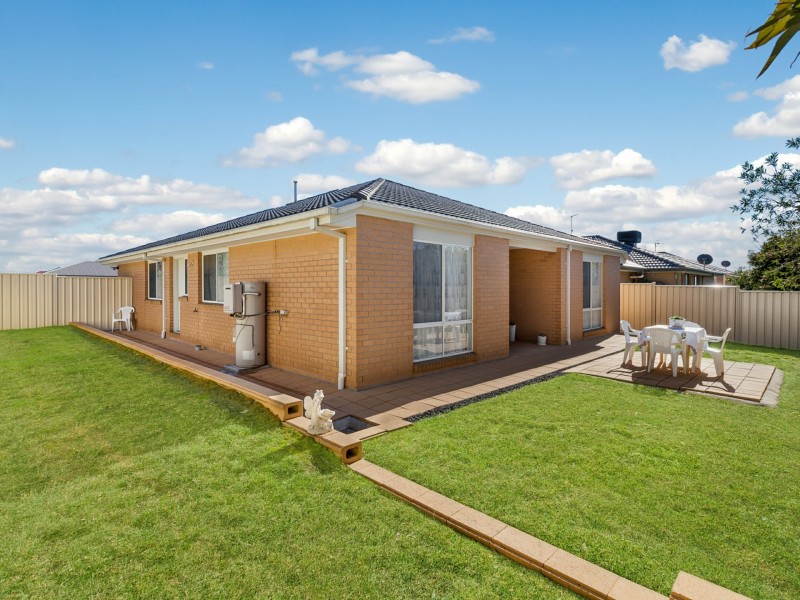 2 Mikada Blvd, Kilmore VIC 3764