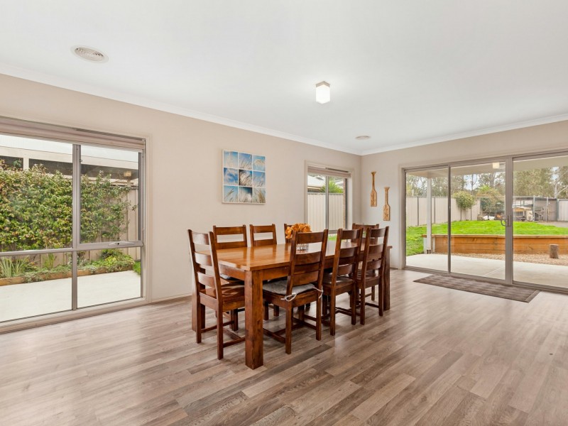 57 Donaldson Drive, Broadford VIC 3658