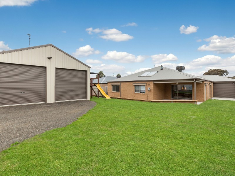 57 Donaldson Drive, Broadford VIC 3658