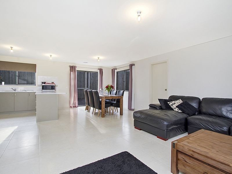 12 Chloe Drive, Broadford VIC 3658