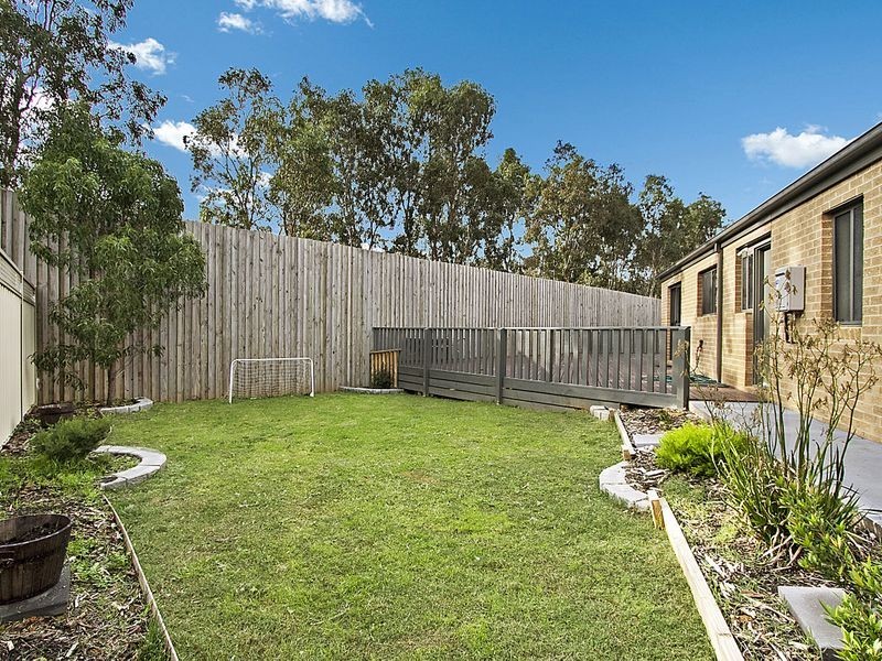 12 Chloe Drive, Broadford VIC 3658