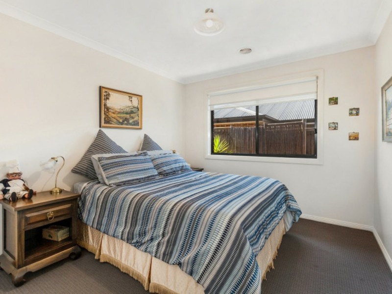 1 Grange Drive, Broadford VIC 3658
