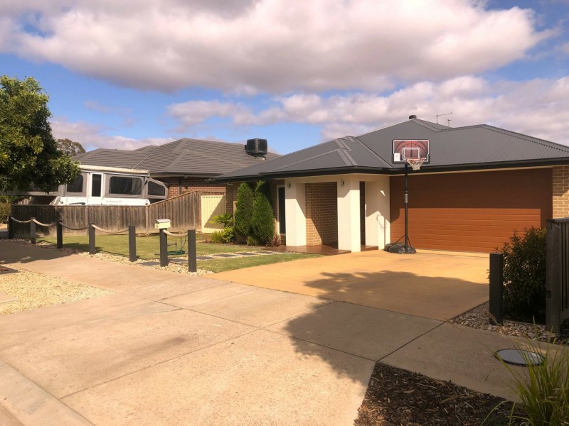 6 Yattarna Court, Broadford VIC 3658