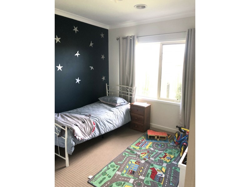 6 Yattarna Court, Broadford VIC 3658