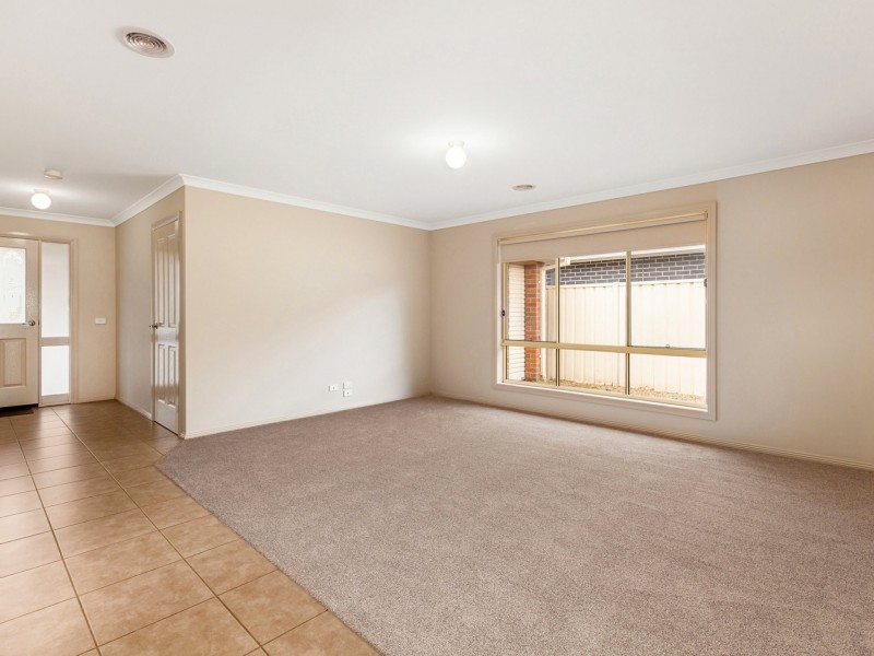 37 Mikada Boulevard, Kilmore VIC 3764