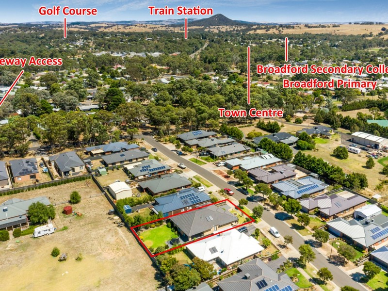 12 Grange Drive, Broadford VIC 3658