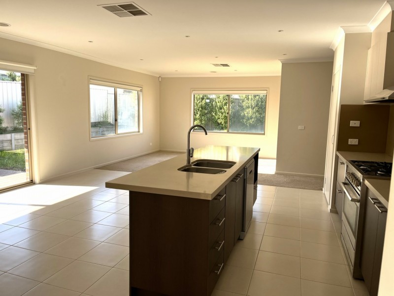 31 Westwood Road, Kilmore VIC 3764