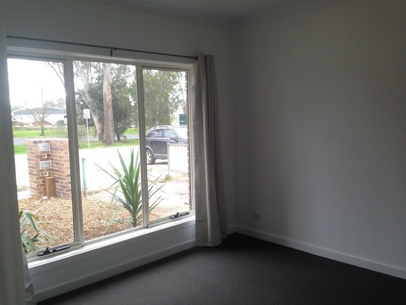 Unit 1/212B High Street, Broadford VIC 3658