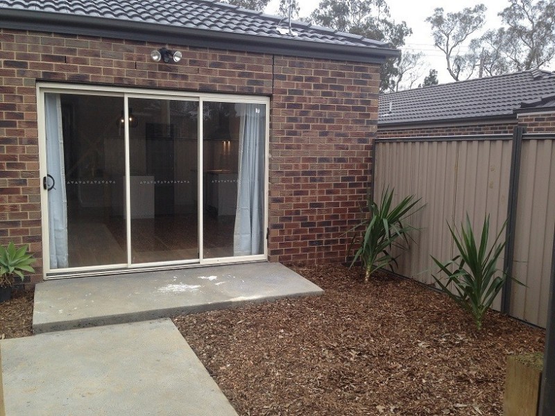 Unit 1/212B High Street, Broadford VIC 3658
