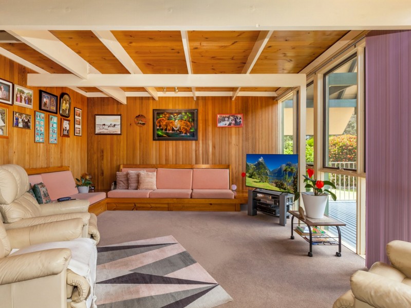 33 Fleming Drive, Broadford VIC 3658