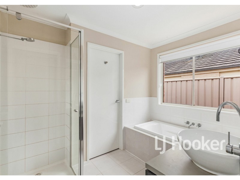 8 Firbank Place, Kilmore VIC 3764