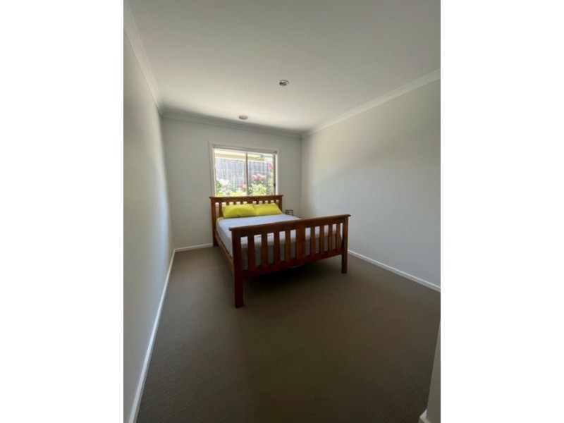 5 Rosie Drive, Broadford VIC 3658