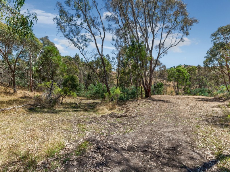 570 Davis Road, Broadford VIC 3658