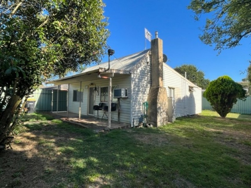 9 McKenzie Street, Broadford VIC 3658