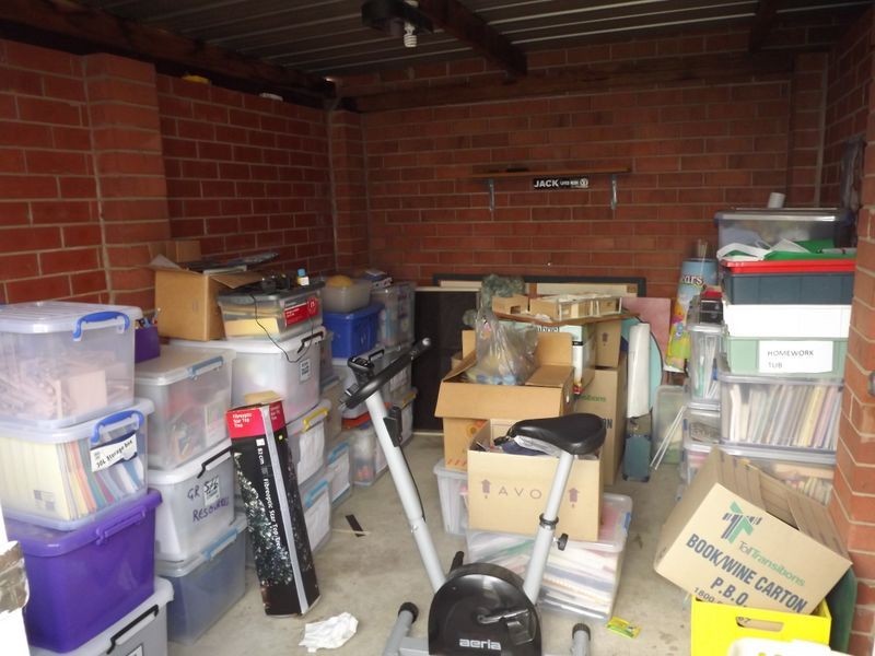 3/198 High Street, Broadford VIC 3658