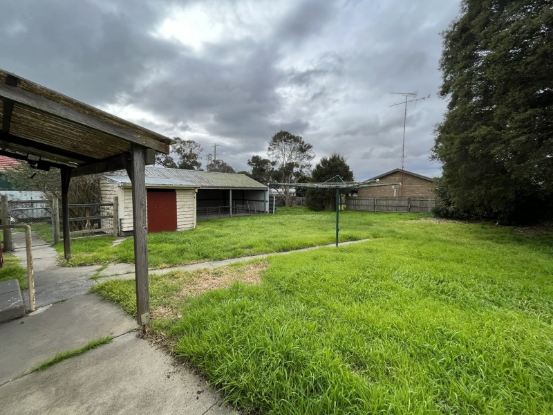 27 Hamilton Street, Broadford VIC 3658