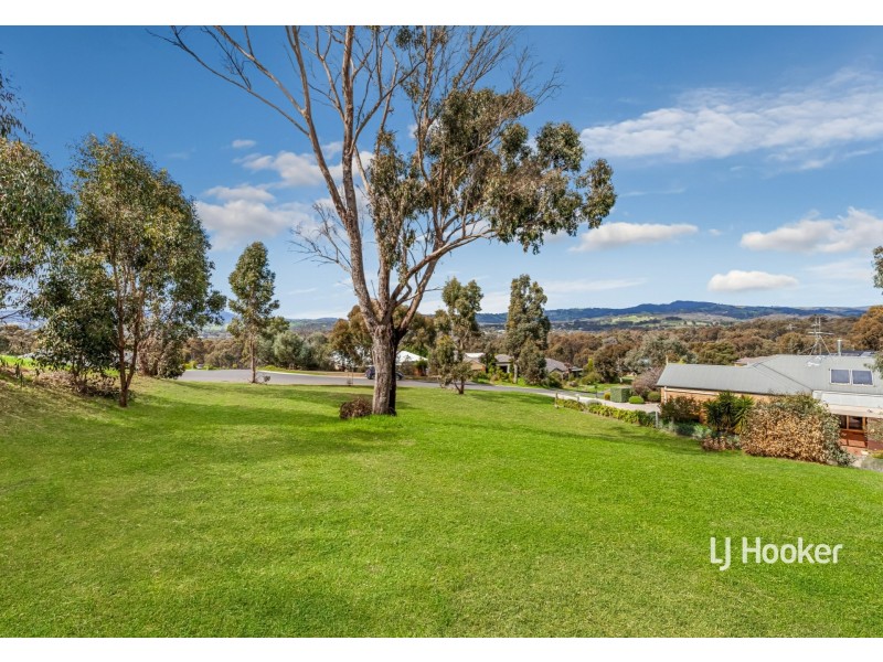 10 Lakeview Drive, Broadford VIC 3658