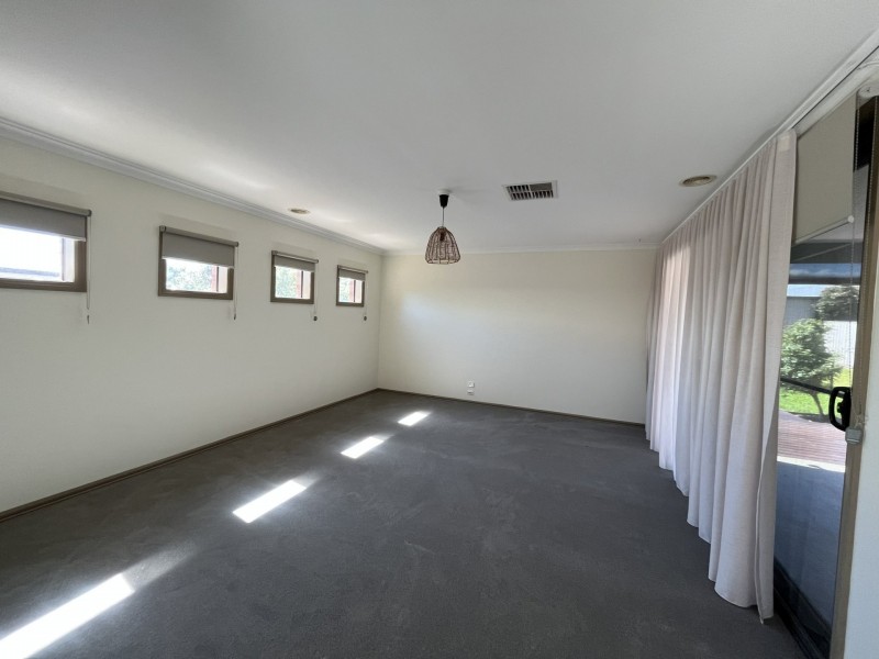 4 Greenwood Rise, Broadford VIC 3658