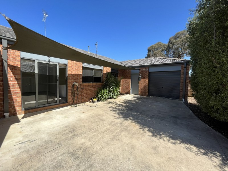 4 Greenwood Rise, Broadford VIC 3658