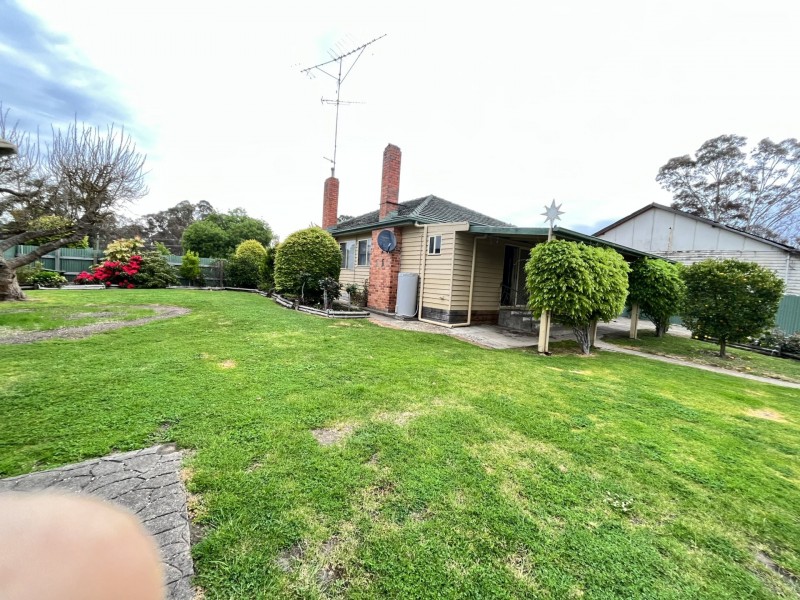 131 High Street, Broadford VIC 3658