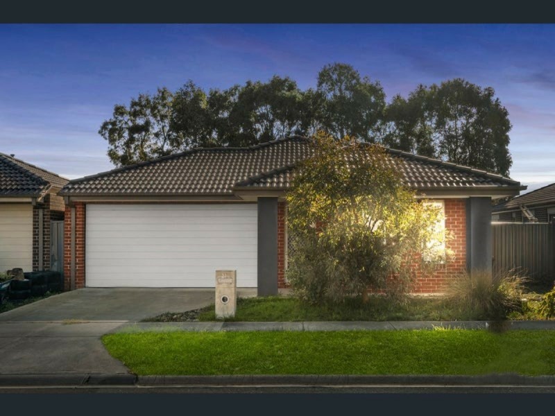 21 Wispering Circuit, Kilmore VIC 3764