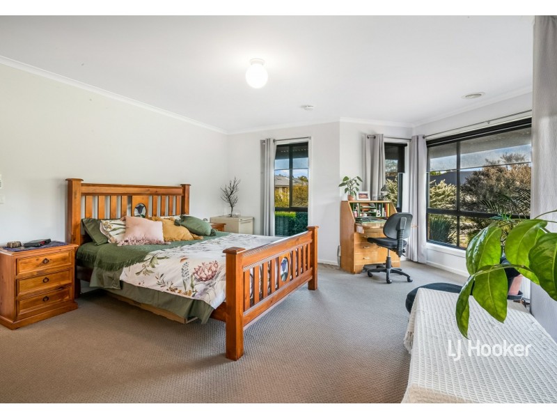 52 Donaldson Drive, Broadford VIC 3658